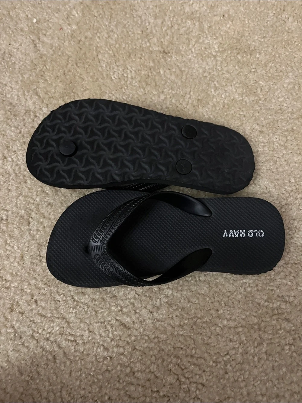 Old Navy Black Textured Strap Flip Flops